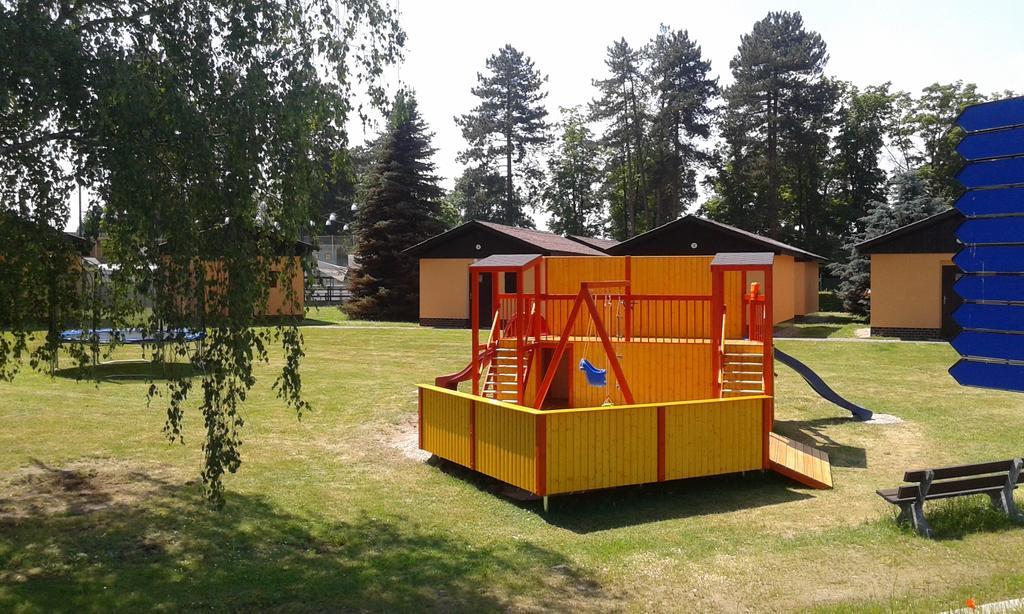 Hluboká nad Vltavou Sportcentrum Dvorakヴィラ エクステリア 写真