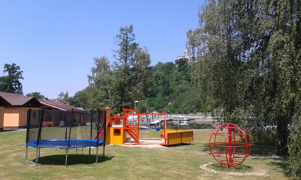 Hluboká nad Vltavou Sportcentrum Dvorakヴィラ エクステリア 写真