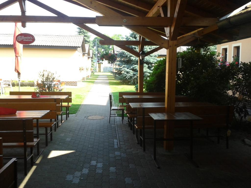 Hluboká nad Vltavou Sportcentrum Dvorakヴィラ エクステリア 写真